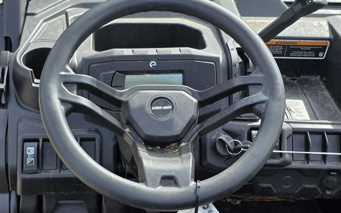 2025 Can-Am Defender DPS HD7