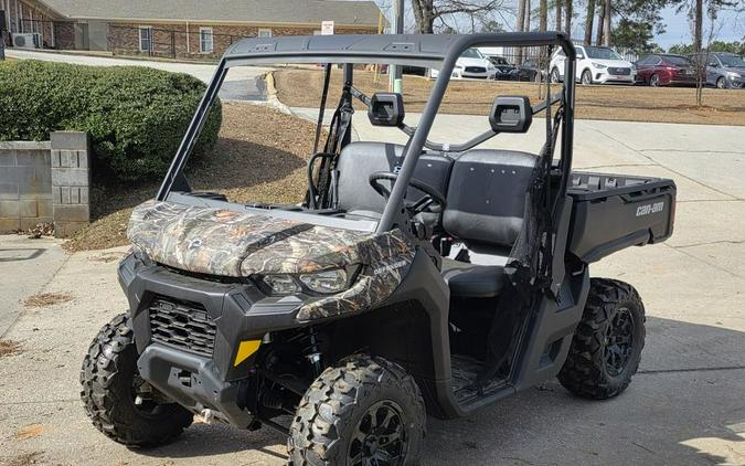 2025 Can-Am Defender DPS HD7