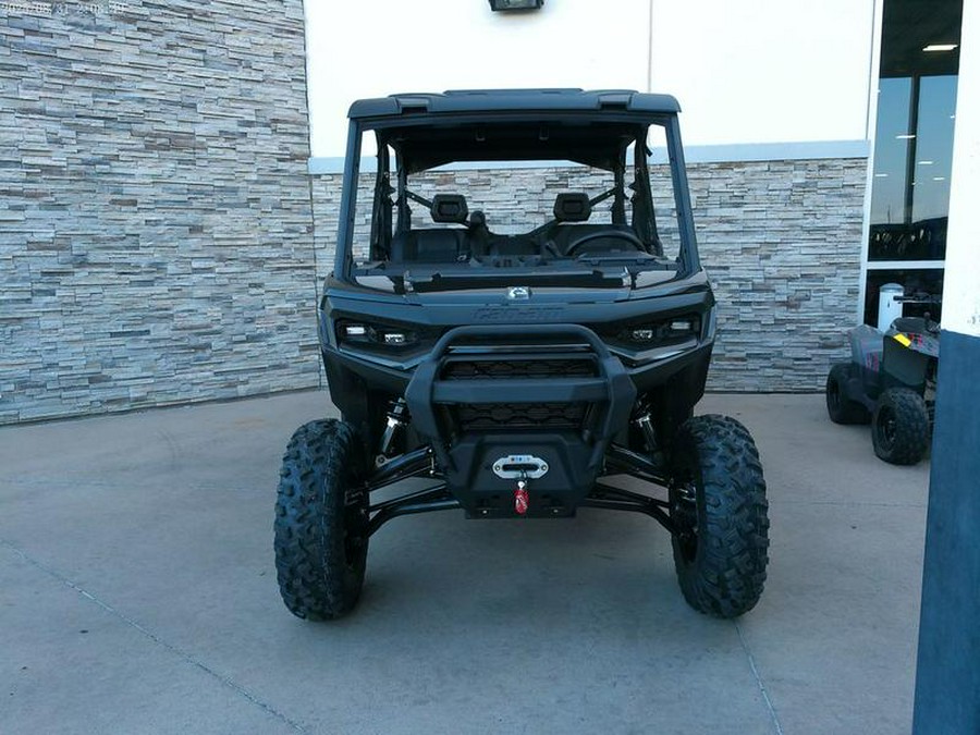 2026 Can-Am® Defender MAX XT HD11 With 10.25 in.display