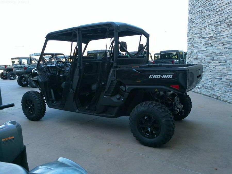 2026 Can-Am® Defender MAX XT HD11 With 10.25 in.display