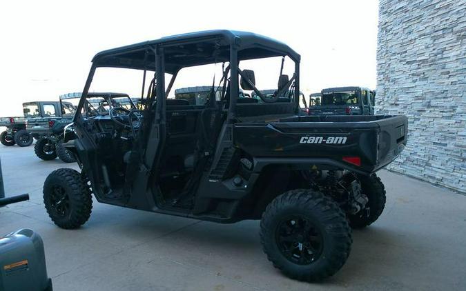 2026 Can-Am® Defender MAX XT HD11 With 10.25 in.display