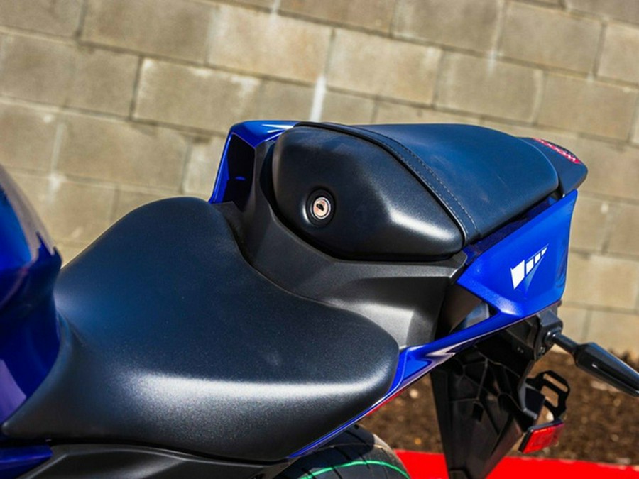 2026 YAMAHA YZFR3ATL