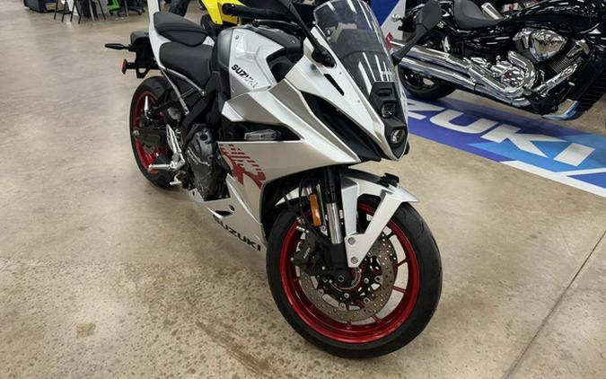 2024 Suzuki GSX 8R