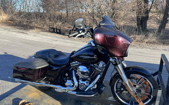 2014 Harley-Davidson FLHXS Street Glide Special in Blackened Cayenne