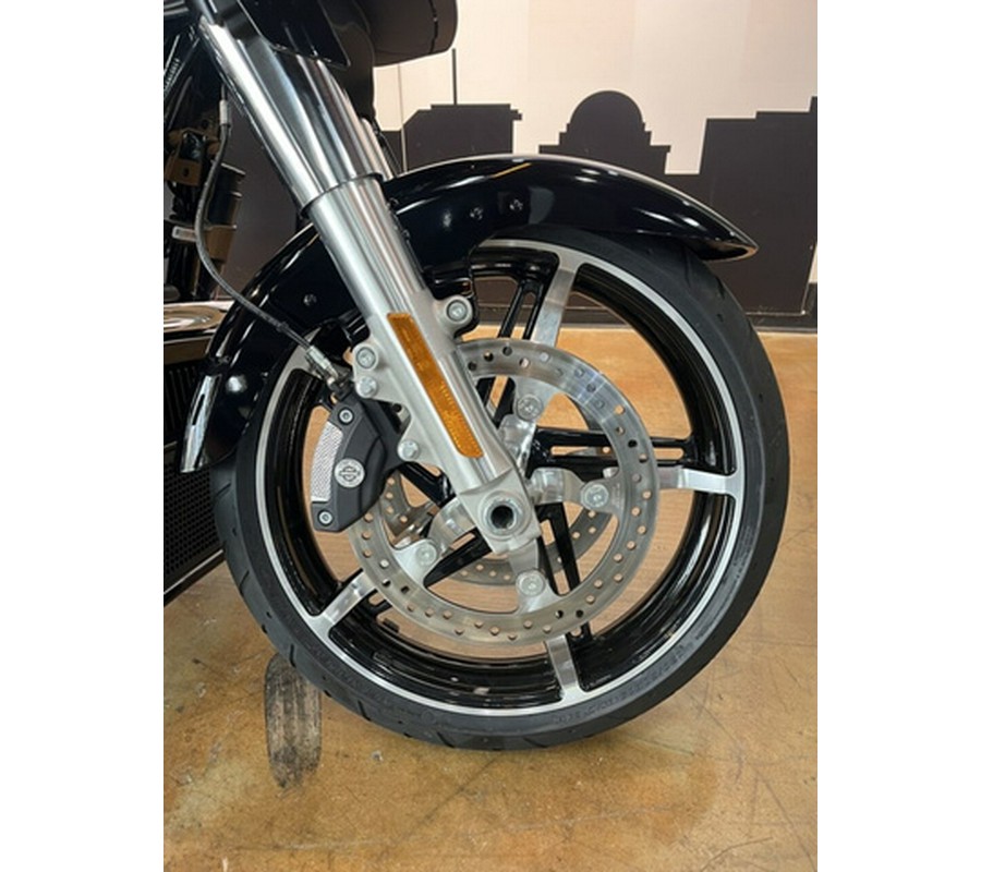 2026 Harley-Davidson Street Glide FLHX