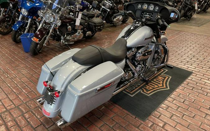 2023 Harley-Davidson FLHX - Street Glide