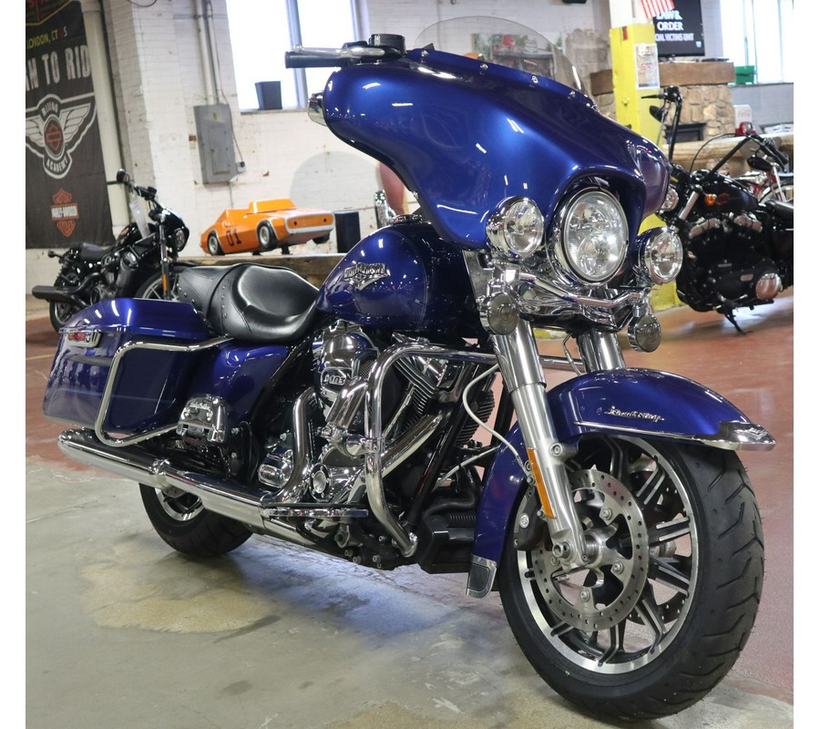 2015 Harley-Davidson Road King®