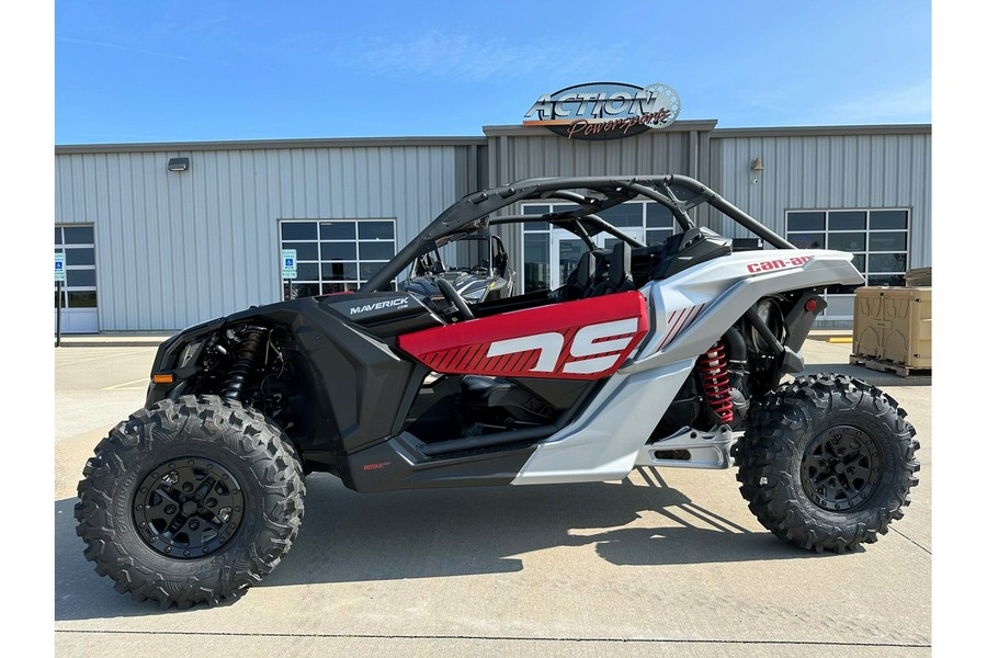 2024 Can-Am Maverick X3 DS Turbo RR Red & Silver