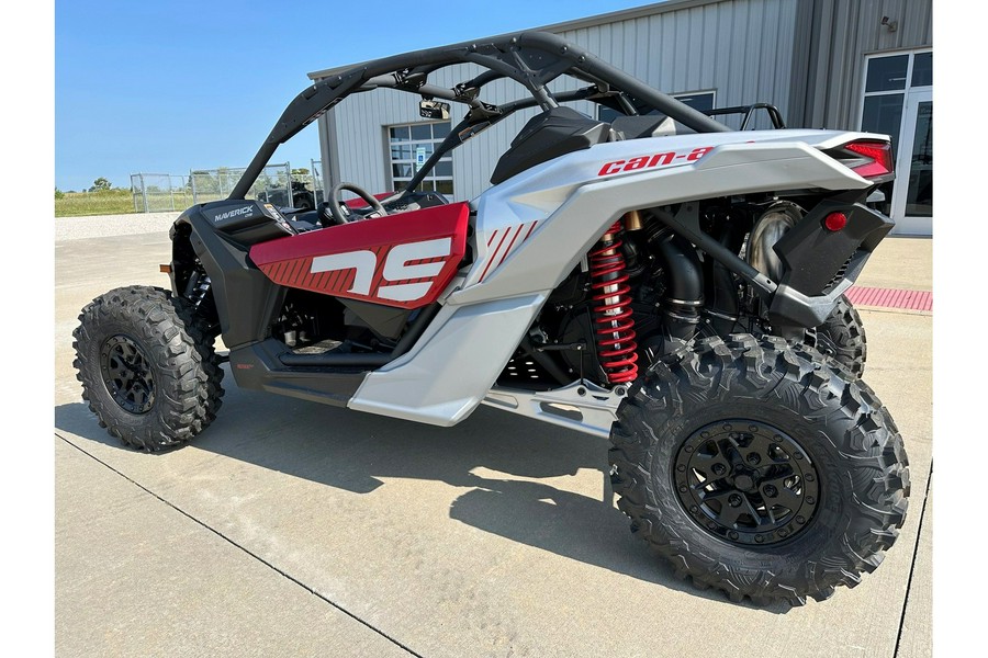 2024 Can-Am Maverick X3 DS Turbo RR Red & Silver