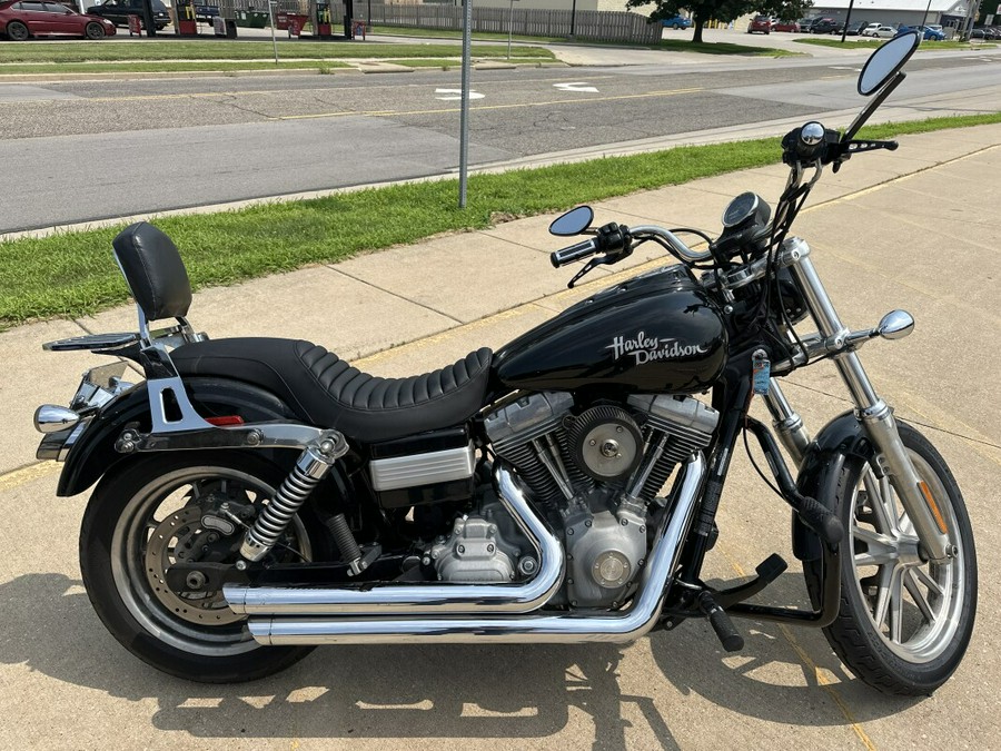 2009 Harley-Davidson® Dyna® Super Glide® BLACK