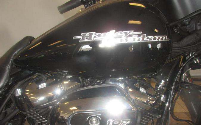 2020 Harley-Davidson® FLHX - Street Glide®