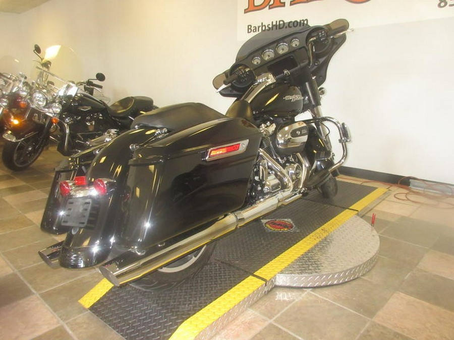 2020 Harley-Davidson® FLHX - Street Glide®