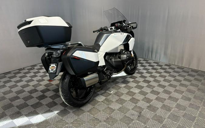 2026 BMW R 1300 RT