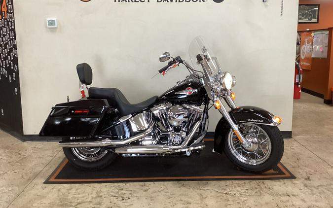 CERTIFIED PRE-OWNED 2016 Harley-Davidson Heritage Softail< Classic Black FLSTC