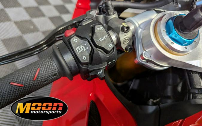 2024 Ducati Panigale V4 S Red