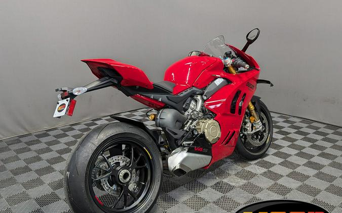 2024 Ducati Panigale V4 S Red