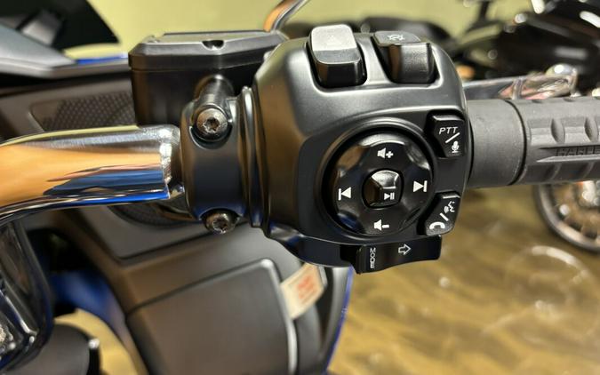 FLTRX 2025 Road Glide™