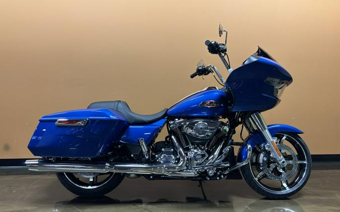 FLTRX 2025 Road Glide™