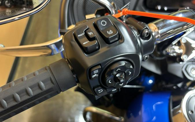 FLTRX 2025 Road Glide™