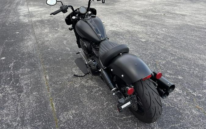 2025 Indian Motorcycle® Chief® Bobber Dark Horse® Black Smoke