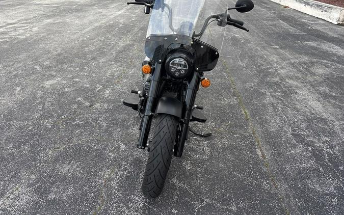 2025 Indian Motorcycle® Chief® Bobber Dark Horse® Black Smoke