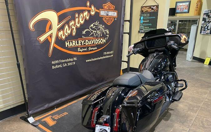 2026 Harley-Davidson® Street Glide® Vivid Black Black Trim