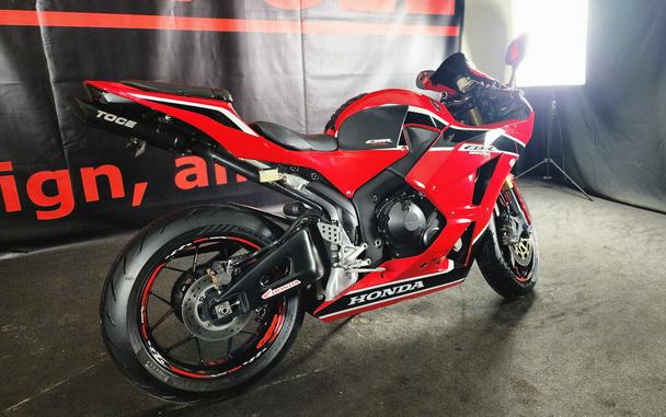 2018 HONDA CBR600RR - F400674