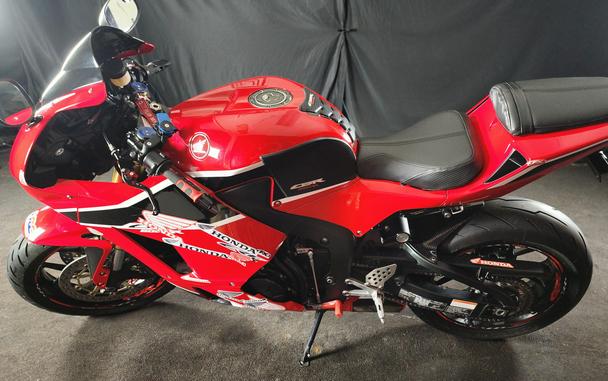 2018 HONDA CBR600RR - F400674
