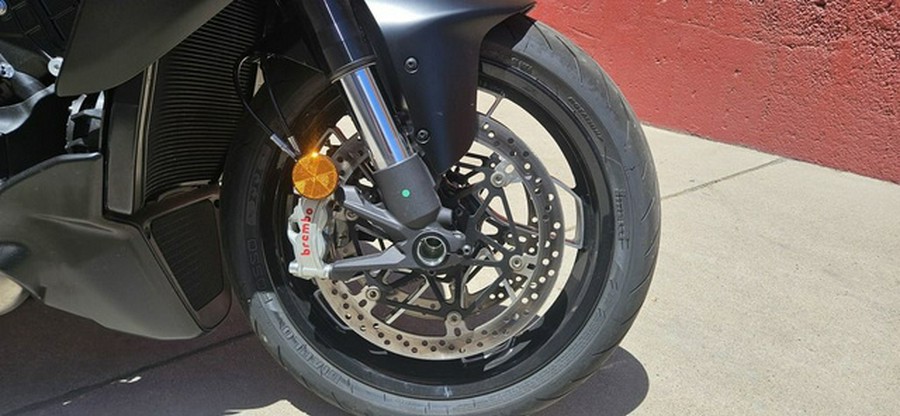 2026 Ducati Diavel V4 Black Roadster