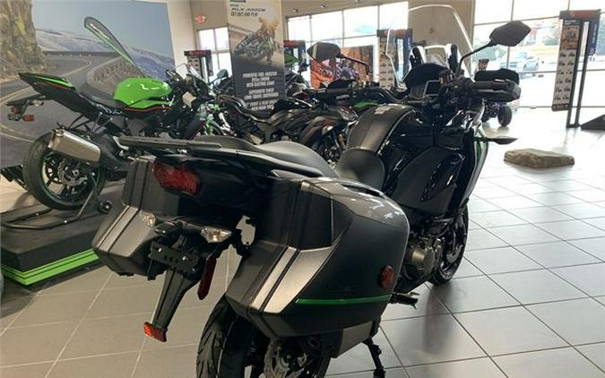 2022 Kawasaki Versys 1000 SE LT+