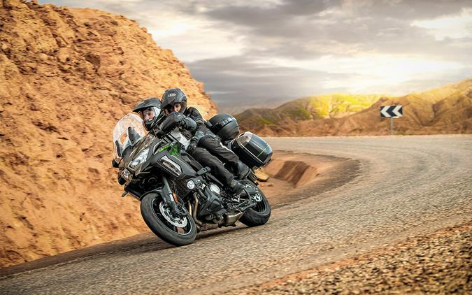 2022 Kawasaki Versys 1000 SE LT+