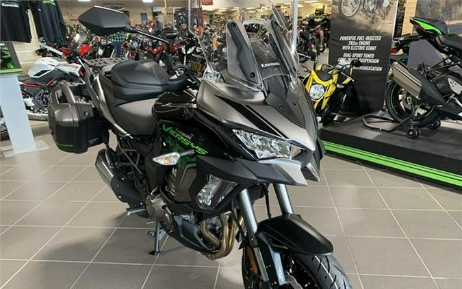 2022 Kawasaki Versys 1000 SE LT+