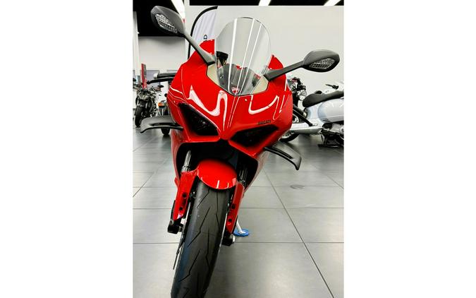 2024 Ducati Panigale V4 - Red