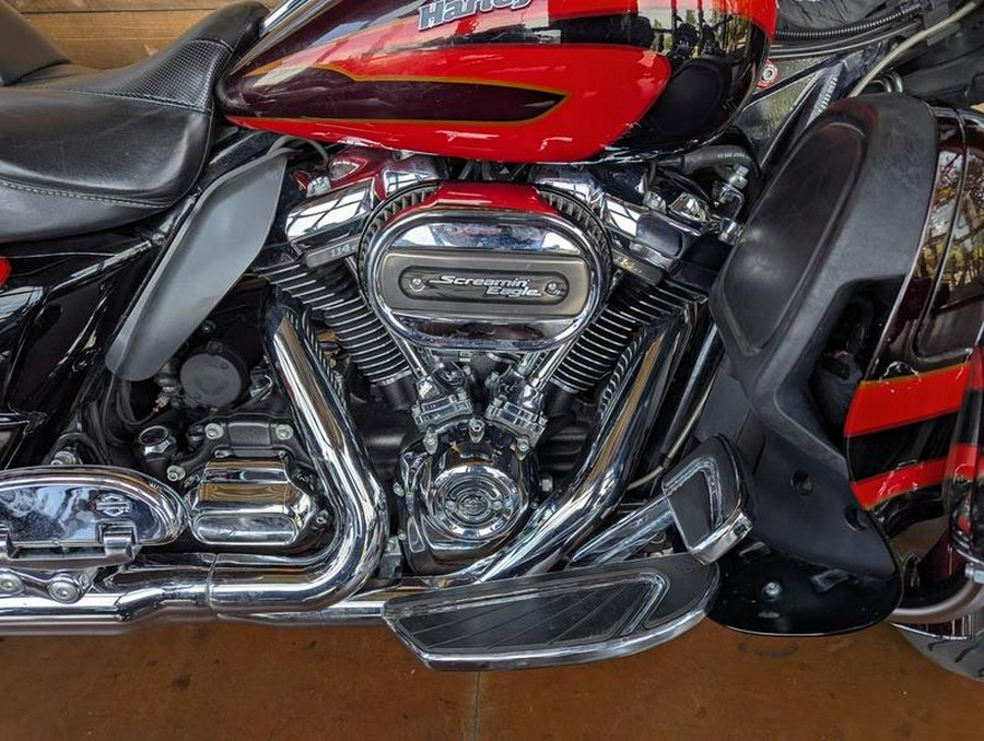 2017 Harley-Davidson® FLHTKSE - CVO™ Limited