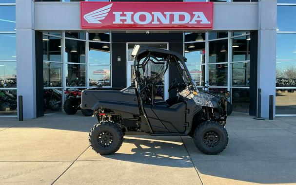 2026 Honda Pioneer 700 Forest