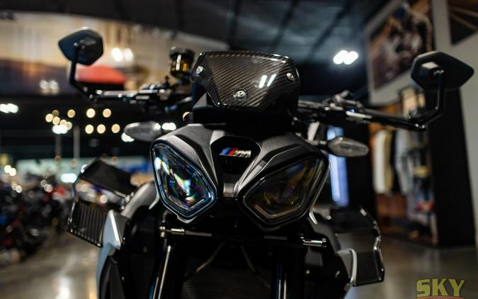 2026 BMW M 1000 R