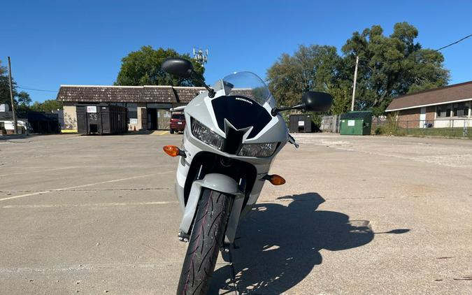 2026 HONDA CBR 600RR NON-ABS