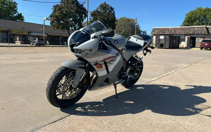 2026 HONDA CBR 600RR NON-ABS