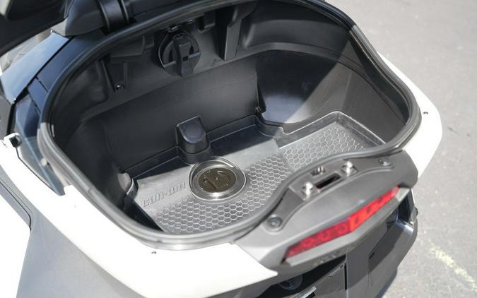2026 Can-Am Spyder RT Limited Platine