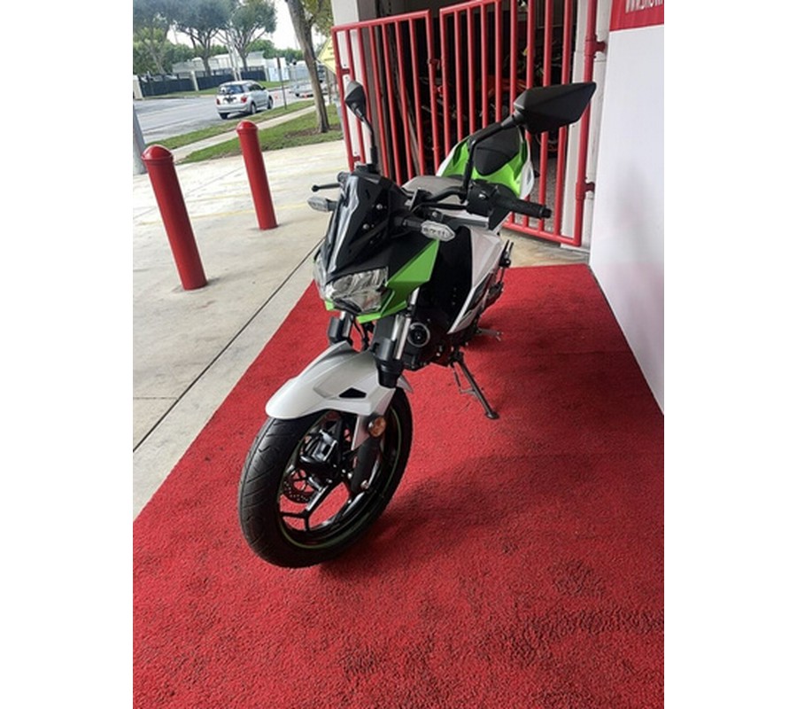 2024 Kawasaki Z e-1 ABS