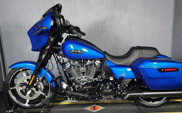 2024 Harley-Davidson Street Glide® FLHX BLUE BURST