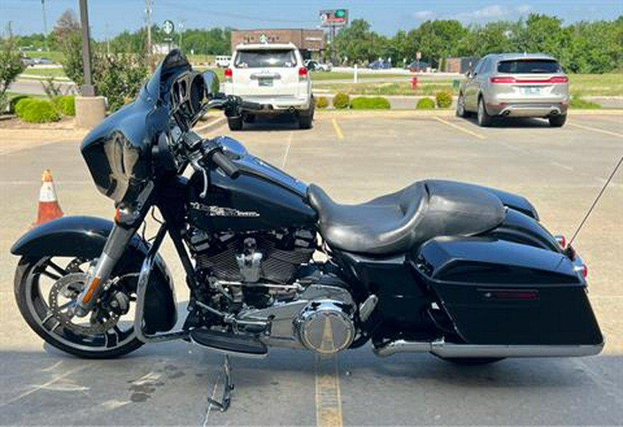 2017 Harley-Davidson Street Glide® Special