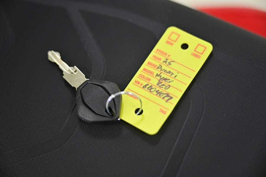 2025 Ducati Hypermotard 698 Mono