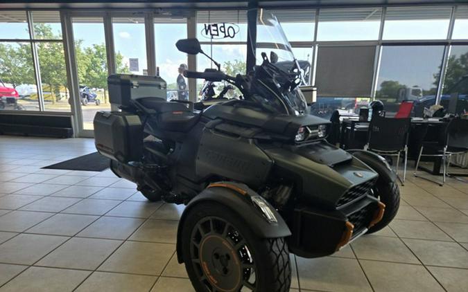 2025 Can-Am Canyon? Redrock