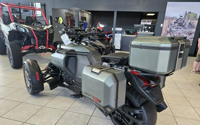 2025 Can-Am Canyon? Redrock