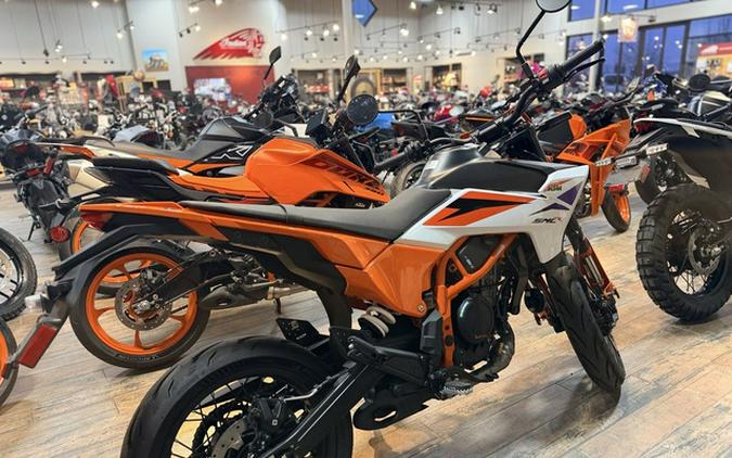 2025 KTM SMC 390 R