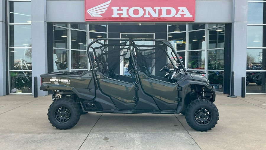 2025 Honda Pioneer 1000-6 Crew Deluxe