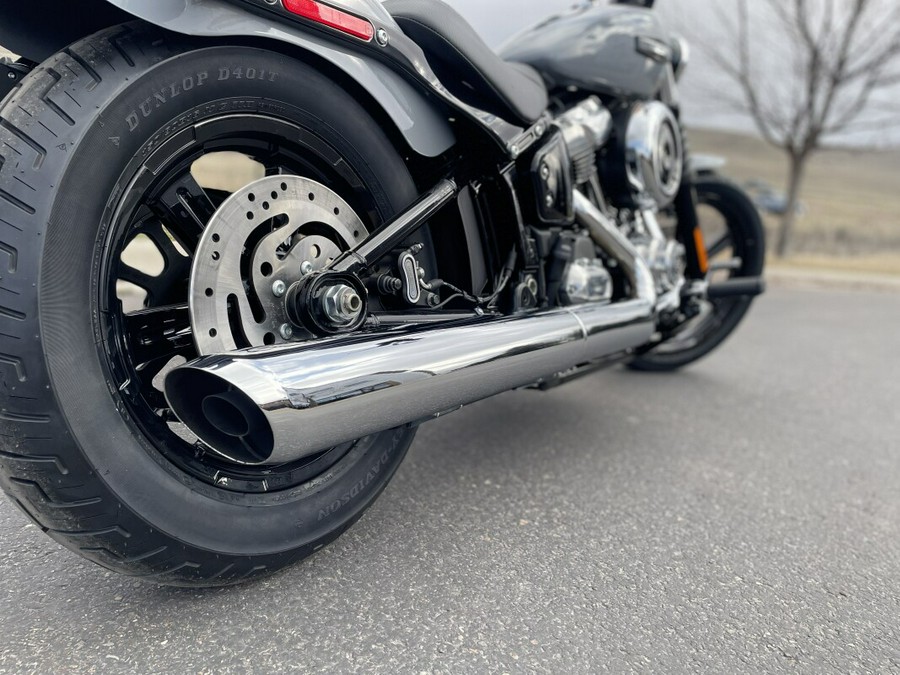 FXBB 2026 Harley-Davidson Street Bob Dark Billiard Gray Chrome Solo Cast Wheels