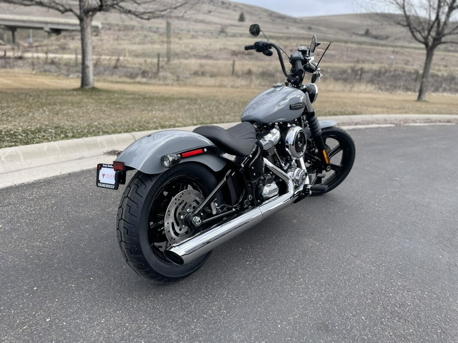 FXBB 2026 Harley-Davidson Street Bob Dark Billiard Gray Chrome Solo Cast Wheels