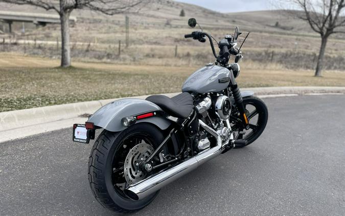 FXBB 2026 Harley-Davidson Street Bob Dark Billiard Gray Chrome Laced Wheels